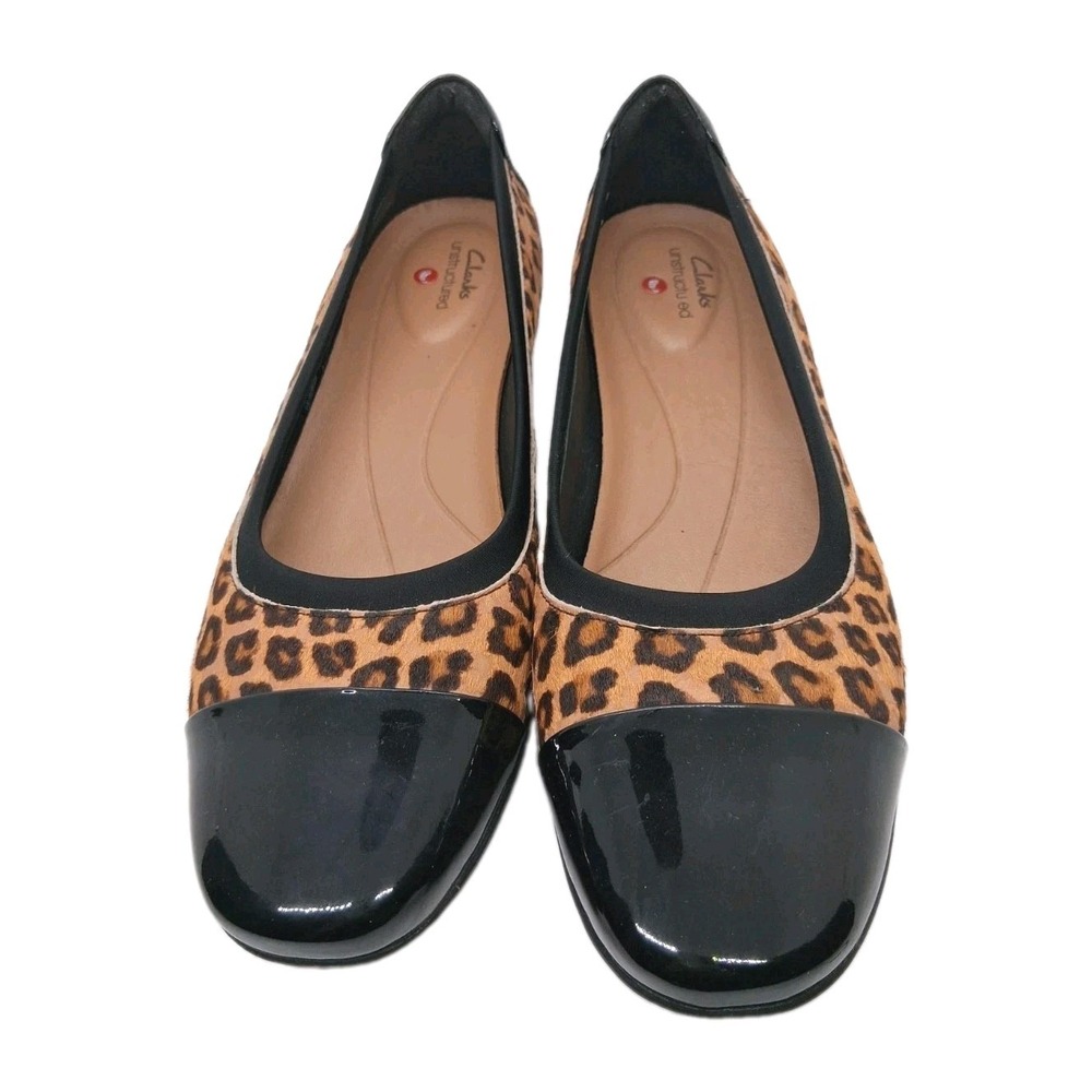 Clarks Slip On Flats Women's 8 M Leopard Animal Print Patent Black Cap Toe Cow
